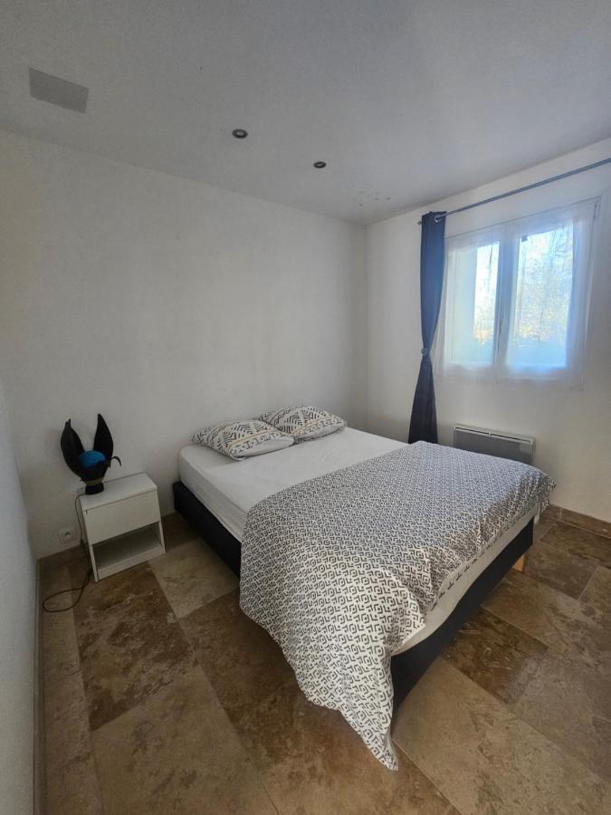 Gite Des Oliviers La Garde-Adhémar Exteriör bild